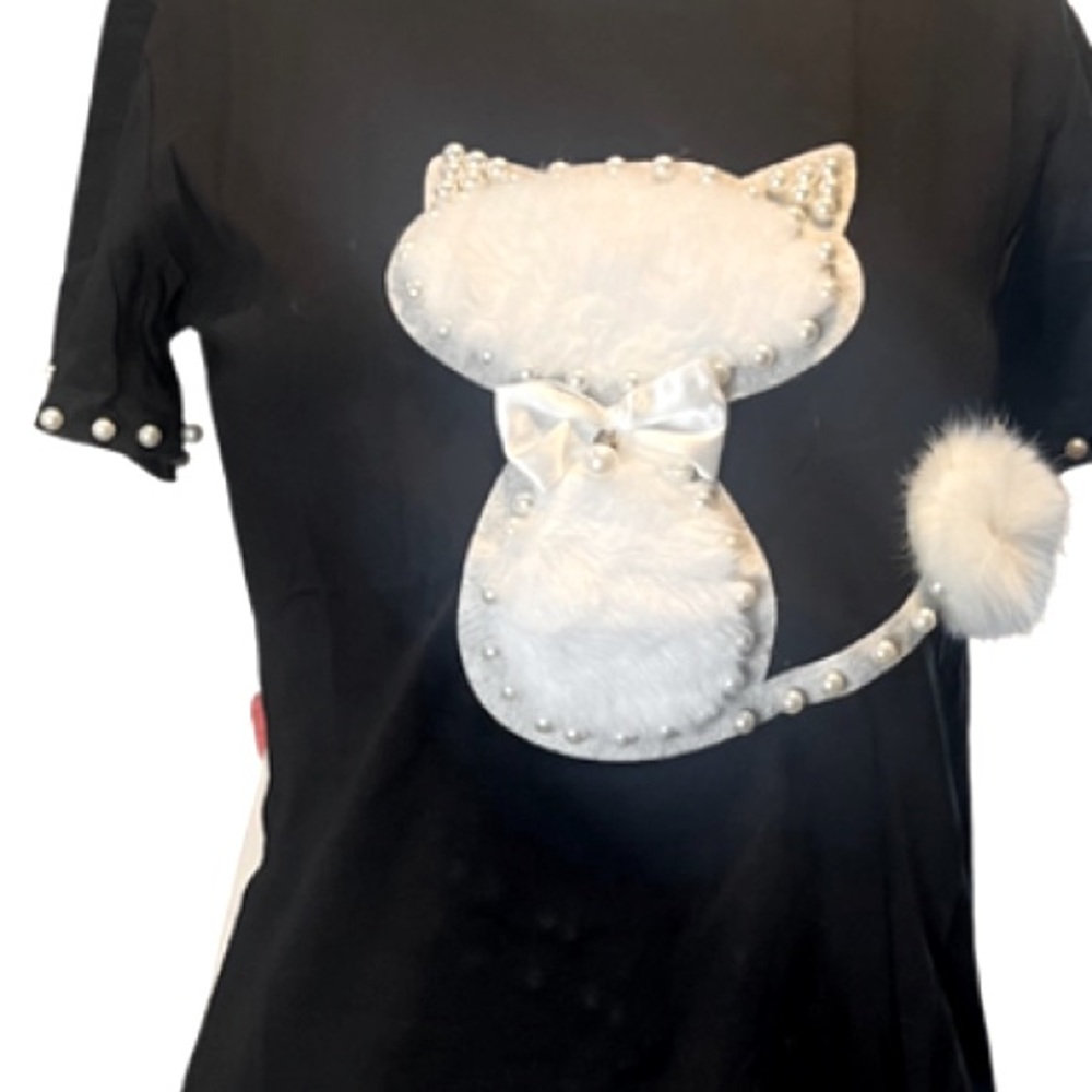Cat Embellished Pearl and Faux Fur Tee